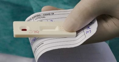 Brasil registra 739 mortes pela covid-19 nas últimas 24 horas Brasil registra 739 mortes pela covid-19 nas últimas 24 horas