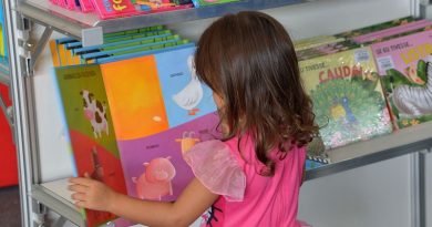 Dia Nacional do Livro Infantil: leitura deve ser estimulada desde cedo Dia Nacional do Livro Infantil: leitura deve ser estimulada desde cedo